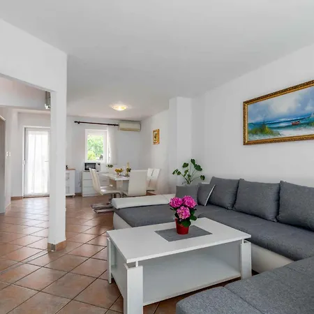 In - Istrien 10330 * 波雷奇