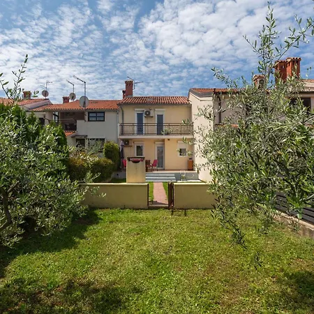 In - Istrien 10330 *