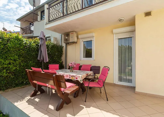 度假居 In - Istrien 10330