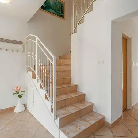 In Porec/istrien 10330 Holiday home