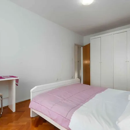 In - Istrien 10330 Holiday home *