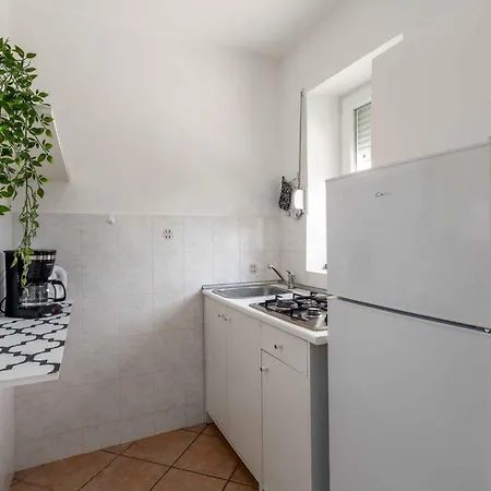 بيت للعطل In - Istrien 10330 *