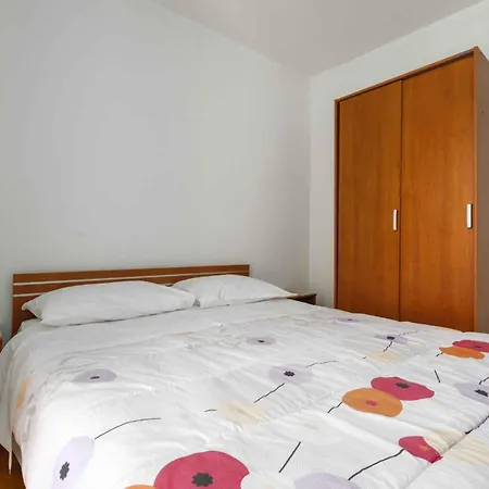 In - Istrien 10330 Holiday home *